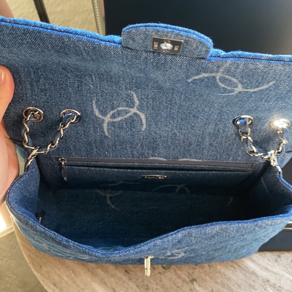 Chanel Quilted CC Jumbo Single Flap Denim Bag - Picture 5 of 6